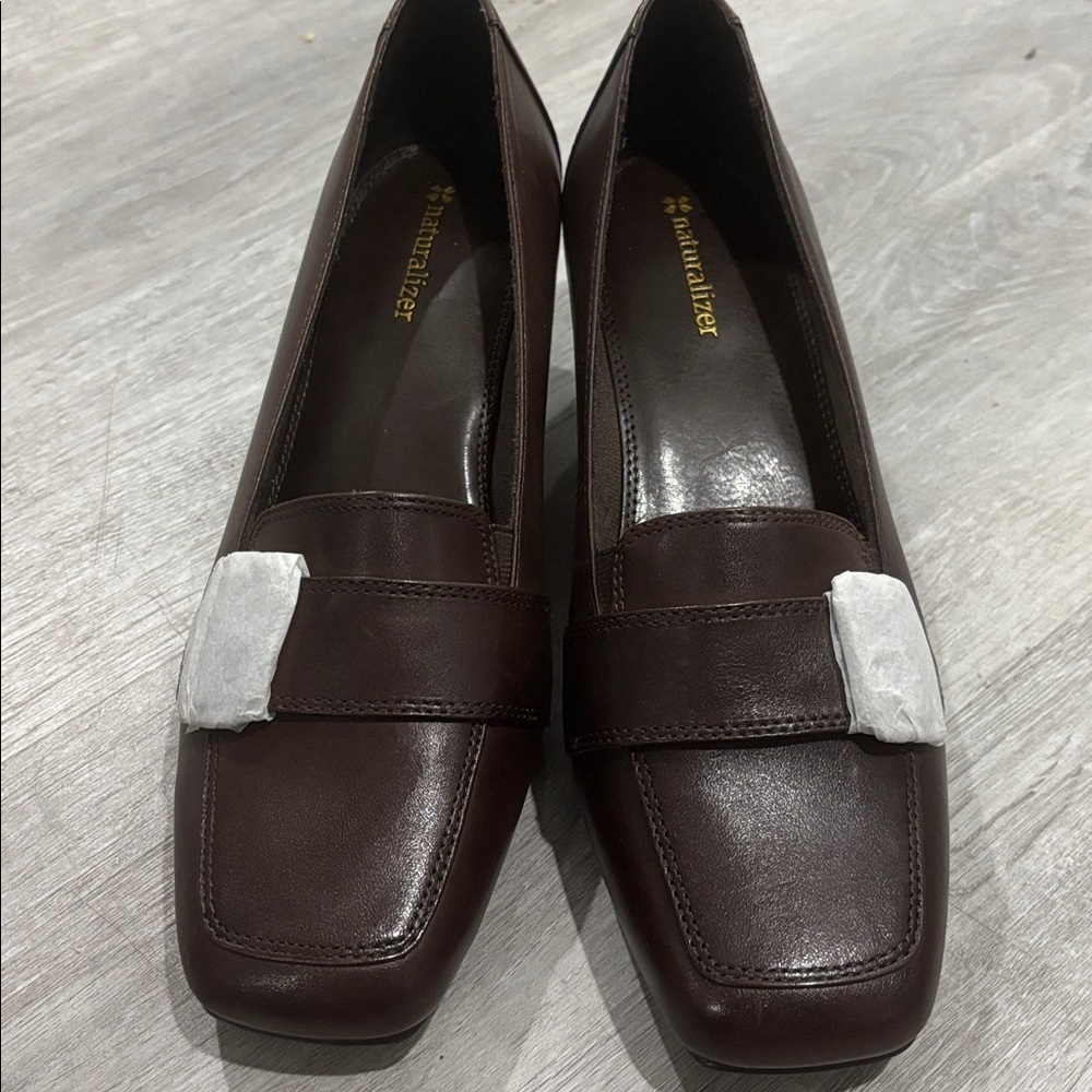 Naturalizer Brown Heeled Leather Loafers 9W New